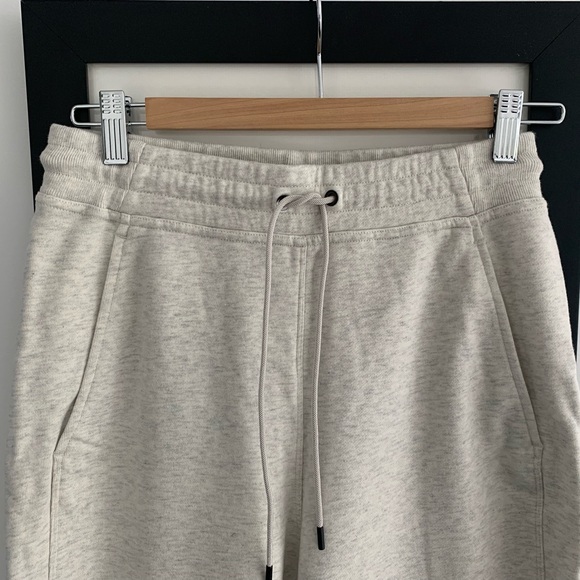 KIT+ACE Heather Gray 100% Cotton Jogger Pants - Picture 2 of 8